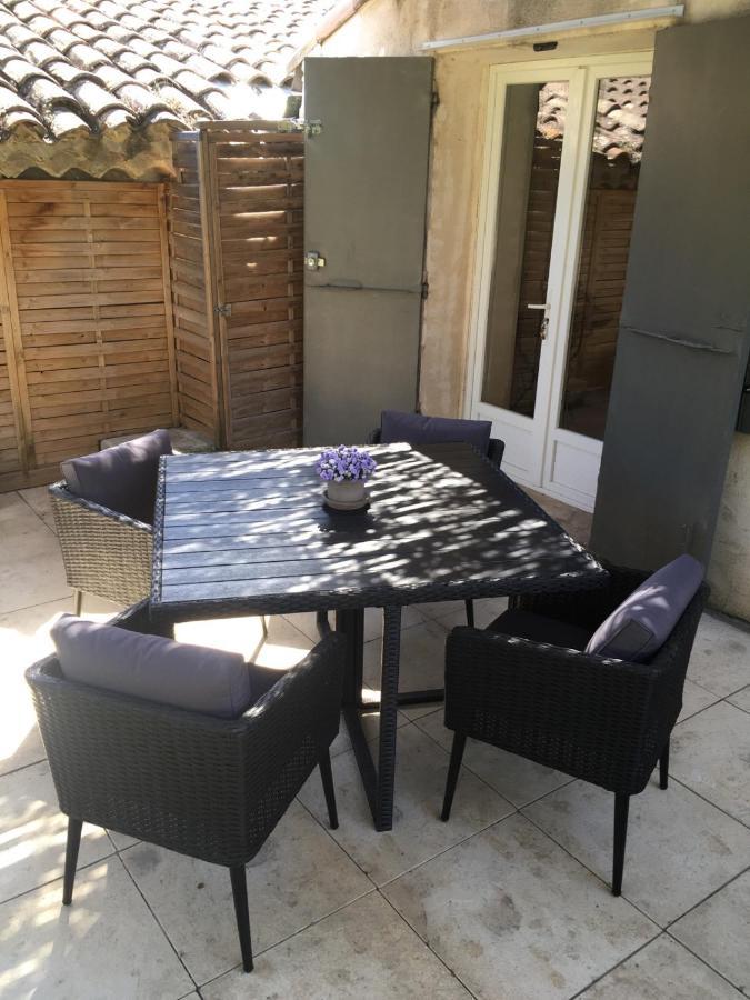 Villa Juste derrière chez nous à Boulbon Extérieur photo